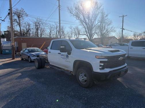 2024 Chevrolet Silverado 3500 WT