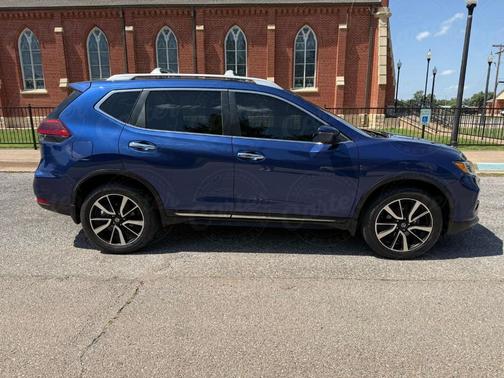 2020 Nissan Rogue SL