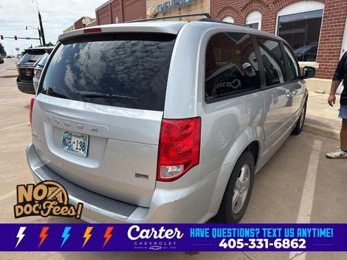 Bright Silver Metallic 2011 Dodge Grand Caravan Mainstreet