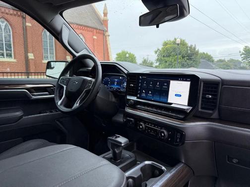 2023 Chevrolet Silverado 1500 LT Trail Boss