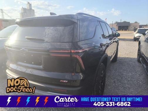 Mosaic Black Metallic 2027 Chevrolet Traverse Z71