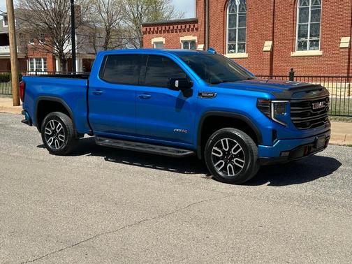 2022 GMC Sierra 1500 AT4