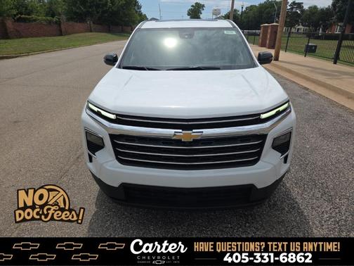 Summit White 2026 Chevrolet Traverse LT