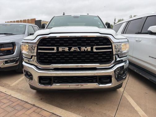 Bright White Clearcoat 2024 RAM 2500 Big Horn