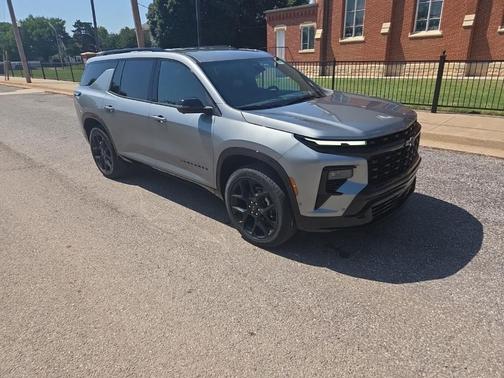 Sterling Gray Metallic 2026 Chevrolet Traverse RS