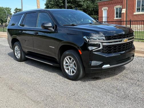 Black 2022 Chevrolet Tahoe LS