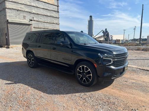 2021 Chevrolet Suburban RST