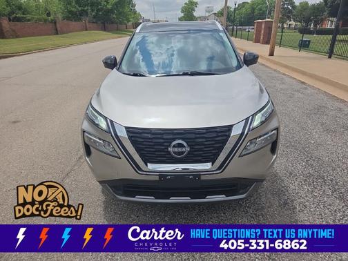 2 Tone Champagne Black Roof 2023 Nissan Rogue SL