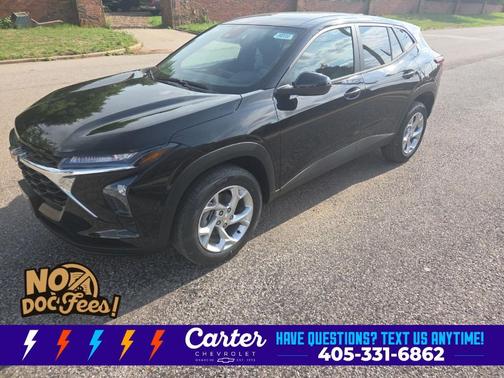 Mosaic Black Metallic 2026 Chevrolet Trax LS