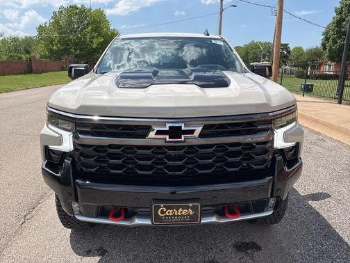 White Sand 2026 Chevrolet Silverado 1500 ZR2