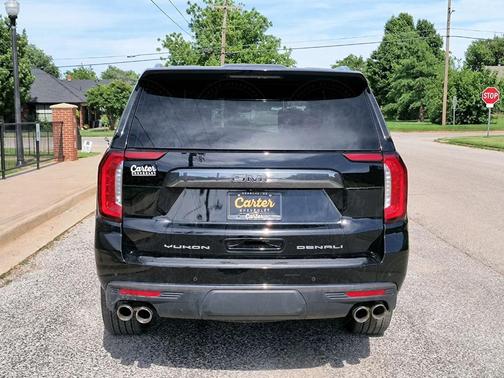 2023 GMC Yukon Denali Ultimate