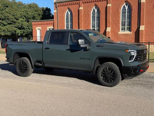 2026 Chevrolet Silverado 2500 LT