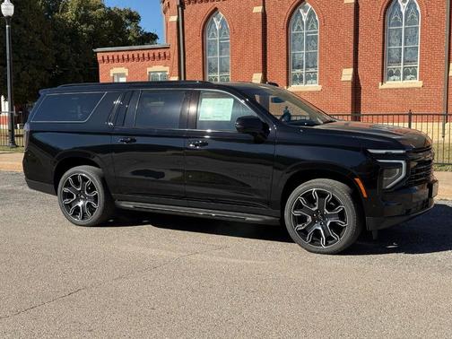 2026 Chevrolet Suburban RST