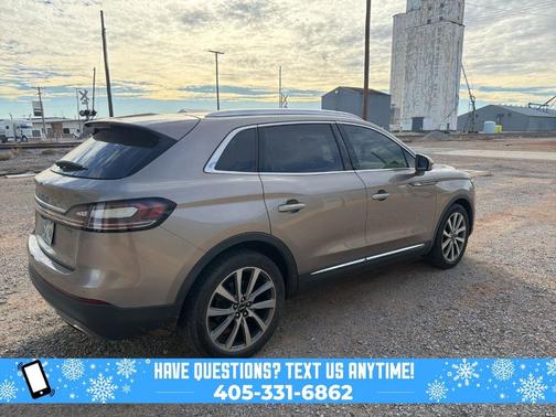 2019 Lincoln Nautilus Select