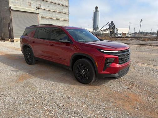 2024 Chevrolet Traverse LT