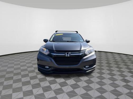 Alabaster Silver Metallic 2016 Honda HR-V EX-L w/Navi