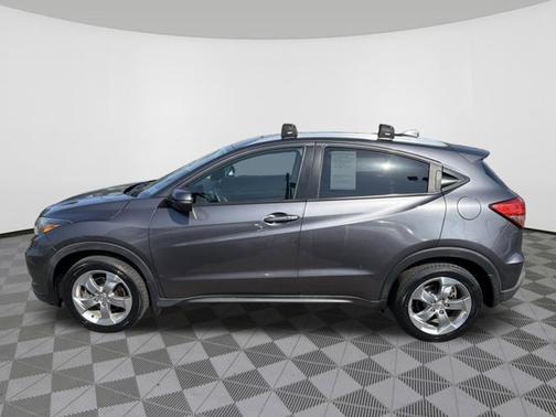 Alabaster Silver Metallic 2016 Honda HR-V EX-L w/Navi