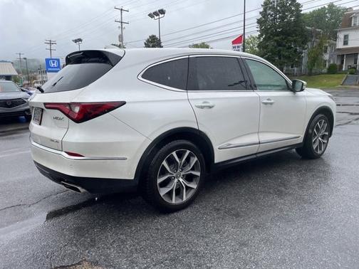 2024 Acura MDX w/Technology Package