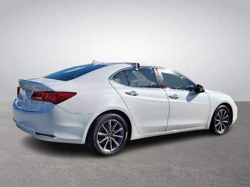 Photo 4 of 26 of 2019 Acura TLX Base
