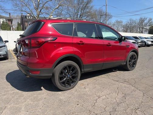 Ruby Red 2019 Ford Escape SE