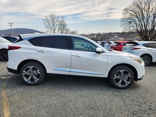 Platinum White Pearl 2026 Acura RDX w/Technology Package