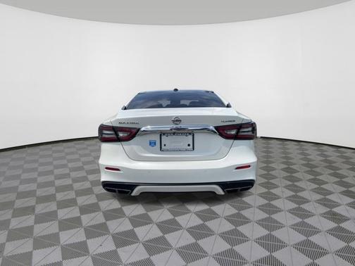 2019 Nissan Maxima Platinum