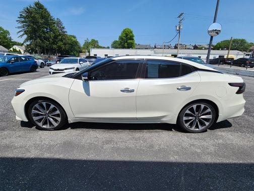 2019 Nissan Maxima Platinum