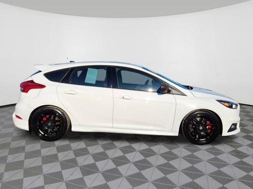 2016 Ford Focus ST