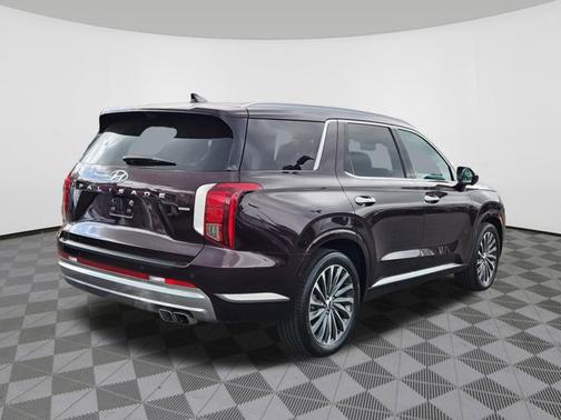 Sierra Burgundy 2024 Hyundai PALISADE Calligraphy