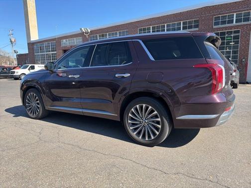Sierra Burgundy 2024 Hyundai PALISADE Calligraphy