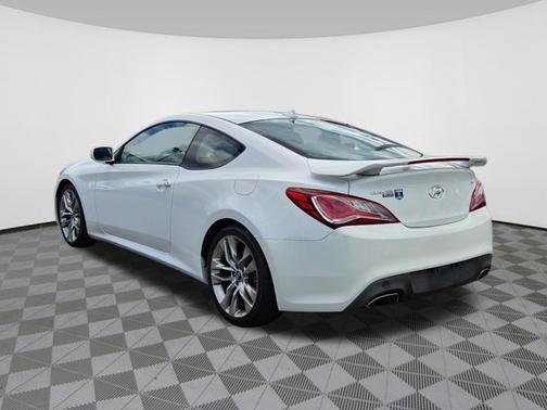White Satin Pearl 2013 Hyundai Genesis Coupe 3.8 Track