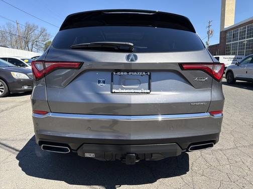 Liquid Carbon Metallic 2023 Acura MDX w/Technology Package