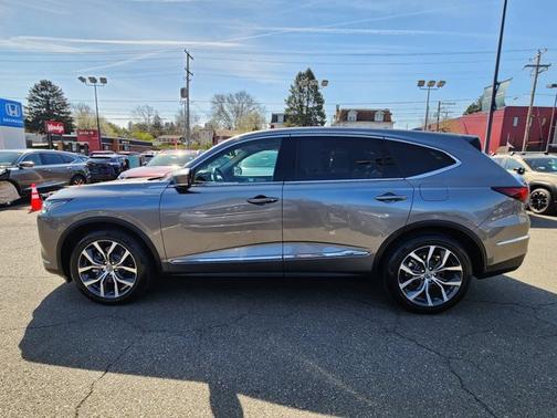 2023 Acura MDX w/Technology Package