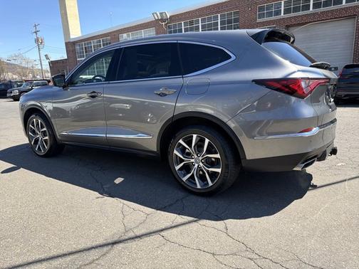 Liquid Carbon Metallic 2023 Acura MDX w/Technology Package