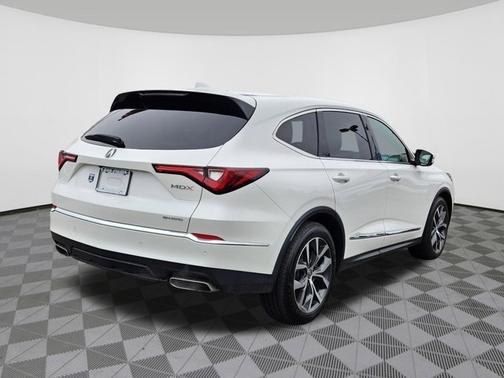 Platinum White Pearl 2023 Acura MDX w/Technology Package