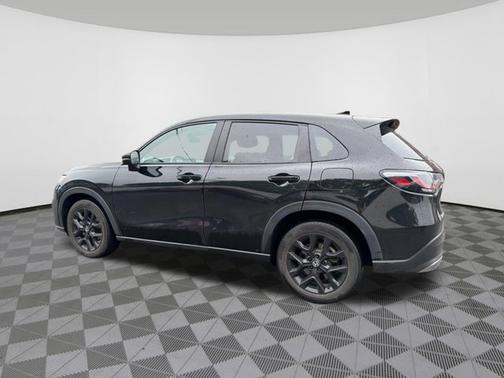 Crystal Black Pearl 2024 Honda HR-V Sport