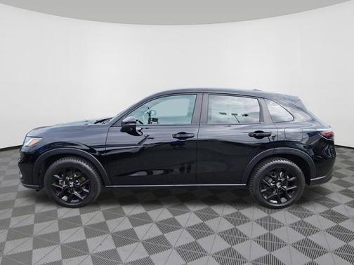 Crystal Black Pearl 2024 Honda HR-V Sport
