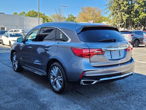 2017 Acura MDX 3.5L w/Technology Package