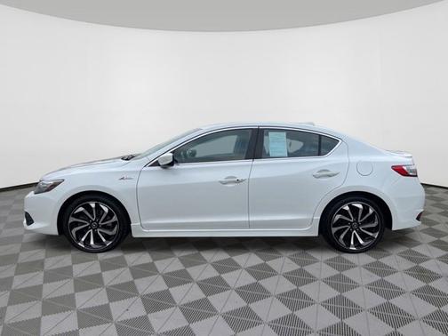 2018 Acura ILX w/Premium/A-SPEC Pkg