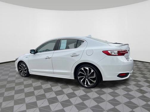 2018 Acura ILX w/Premium/A-SPEC Pkg