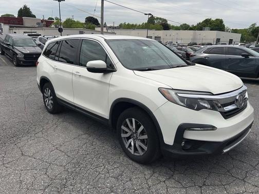 White Diamond Pearl 2019 Honda Pilot EX-L