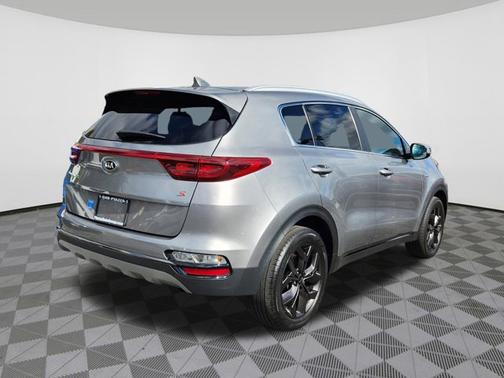 2020 Kia Sportage S