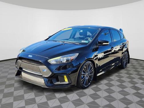 Shadow Black 2017 Ford Focus RS Base