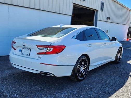 2021 Honda Accord Touring