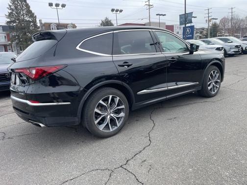 2023 Acura MDX w/Technology Package