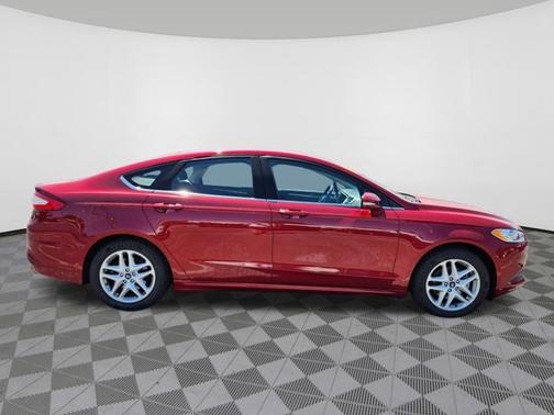 Ruby Red Metallic 2014 Ford Fusion SE