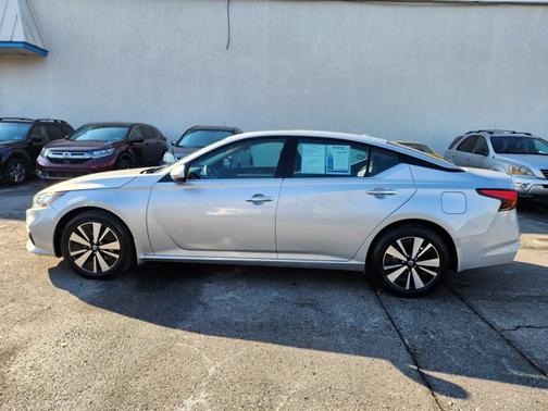 2021 Nissan Altima 2.5 SL