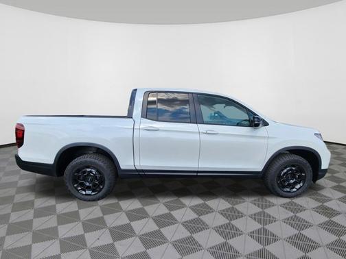 2025 Honda Ridgeline TrailSport+