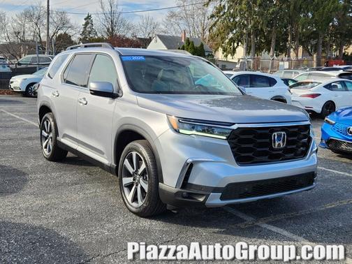 2025 Honda Pilot Touring