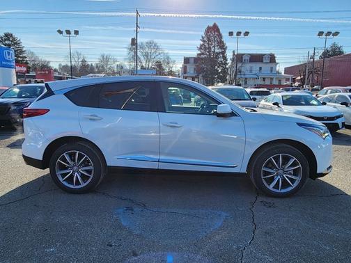 2023 Acura RDX w/Technology Package